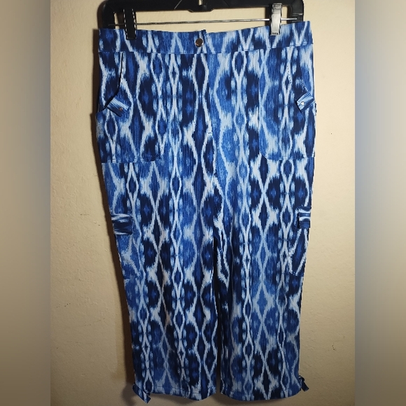 Chicos Zenergy Cropped Pants Blue Patterned Coastal Beach Boho Classy - Picture 2 of 14